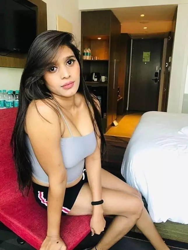 कॉल गर्ल्स सर्विस नोआमुंडी